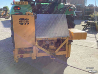 Schlepper / Traktor Deutz-Fahr M625 met Herder