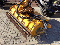 Schlepper / Traktor Deutz-Fahr M625 met Herder