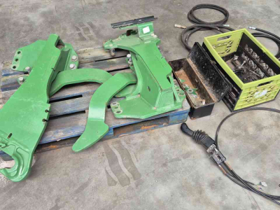 Frontlader Mailleux Voorlader aanbouwdelen passend aan JOHN DEERE 6R en 6M 4 cilinder