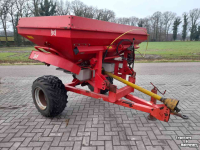 Düngerstreuer Lely Centerliner SL