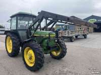 Schlepper / Traktor John Deere 2140