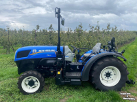 Obsttraktor New Holland T4.75V EXPORT