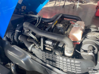 Obsttraktor New Holland T4.75V EXPORT