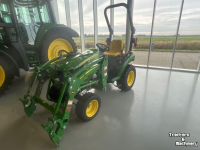 Obsttraktor John Deere 2026R