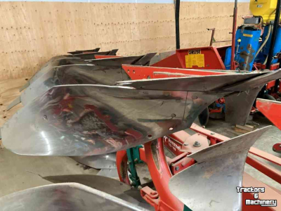 Pflüge Kverneland EG 100 5 schaar ploegen