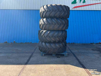 Räder, Reifen, Felgen & Distanzringe Michelin 480/80R26 XMCL op 12 gaats JCB velgen
