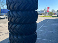 Räder, Reifen, Felgen & Distanzringe Michelin 480/80R26 XMCL op 12 gaats JCB velgen