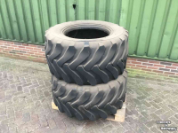 Räder, Reifen, Felgen & Distanzringe  600/55 26.5