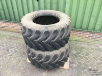 Räder, Reifen, Felgen & Distanzringe  600/55 26.5