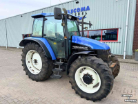 Schlepper / Traktor New Holland TS90 4WD