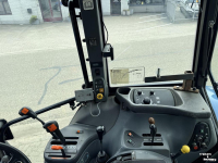 Schlepper / Traktor New Holland TS90 4WD