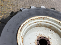 Räder, Reifen, Felgen & Distanzringe Michelin 650/75R32 XM28