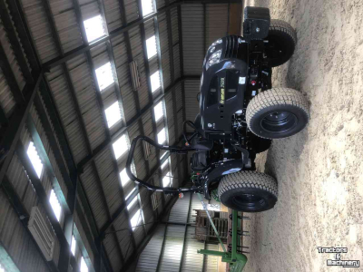 Schlepper / Traktor TYM TYM / Branson 2500L - Black edition