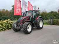 Schlepper / Traktor Valtra N114e HITech
