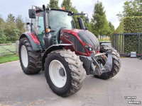 Schlepper / Traktor Valtra N114e HITech