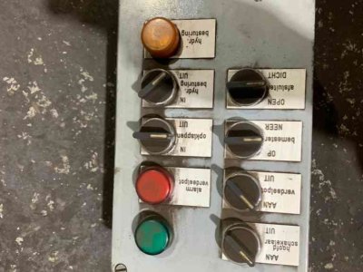 Sonstiges Ersatzteile und Zubehör Veenhuis Bedieningskasten veenhuis tank bemester diversen