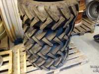 Räder, Reifen, Felgen & Distanzringe  255/75x15.3
