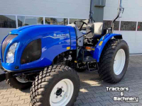 Schlepper / Traktor New Holland BOOMER 45 HST STAGE V