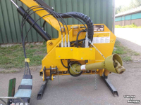 Mähausleger mit Schlegelmäher Orsi River 355 Compact
