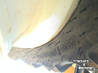 Räder, Reifen, Felgen & Distanzringe BKT BKT 200/70R16 Banden