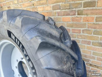 Räder, Reifen, Felgen & Distanzringe Michelin 480/65R28