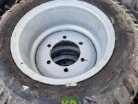 Räder, Reifen, Felgen & Distanzringe BKT 340/55R16