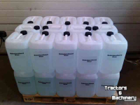 Sonstige Transport- und Industriemaschinen und Zubehör  gedemineraliseerd water, demi water, accu water 20 of 1000 liter vaten