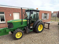Schlepper / Traktor John Deere 5615 v