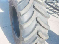 Räder, Reifen, Felgen & Distanzringe Firestone 440/65R24