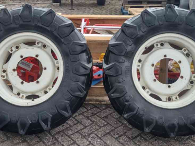 Räder, Reifen, Felgen & Distanzringe Pirelli 14.9R24