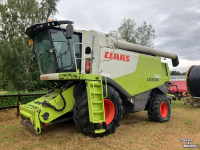 Mähdrescher Claas LEXION 750