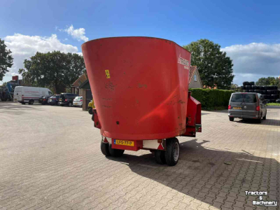 Futtermischwagen Trioliet Solomix 1000 voermengwagen voermachines