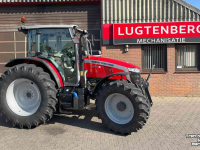 Schlepper / Traktor Massey Ferguson 5M.145 Dyna-4 Tractoren