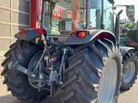 Schlepper / Traktor Massey Ferguson 5M.145 Dyna-4 Tractoren