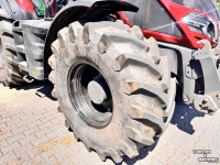 Schlepper / Traktor Valtra Q305