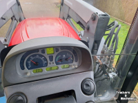 Schlepper / Traktor New Holland TS130A
