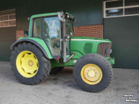 Schlepper / Traktor John Deere 6220 Premium PQ