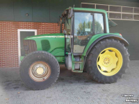 Schlepper / Traktor John Deere 6220 Premium PQ