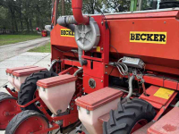Drillmaschine Becker 6 rijer maiszaaier