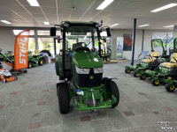 Obsttraktor John Deere 3039R