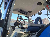 Schlepper / Traktor New Holland T7.245 PC Sidewinder INT4