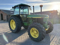 Schlepper / Traktor John Deere 3650 marge