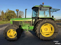 Schlepper / Traktor John Deere 3650 marge