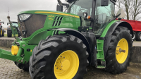 Schlepper / Traktor John Deere 6215R