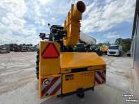 Schlepper / Traktor Deutz-Fahr Agrotron 6230 TTV met Herder Grenadier MBKA 512 LSH
