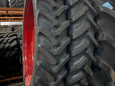 Räder, Reifen, Felgen & Distanzringe  320/90R54 & 320/85R38