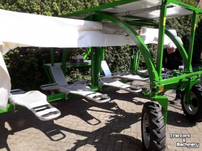 Sonstiges Düngetechnik Maschinen und Zubehör Doornbos Zelfrijdend Wiedbed