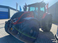 Schlepper / Traktoren Valtra T175EA