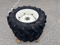 Räder, Reifen, Felgen & Distanzringe Mitas 360/70R24 & 240/70R16 Set Wielen
