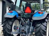 Schlepper / Traktor New Holland TS 90
